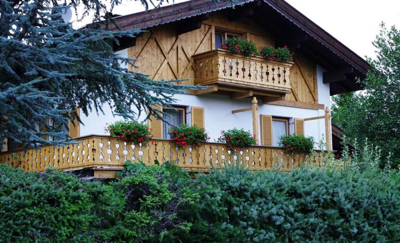 Gaestehaus Loedermann Garmisch-Partenkirchen Ngoại thất bức ảnh