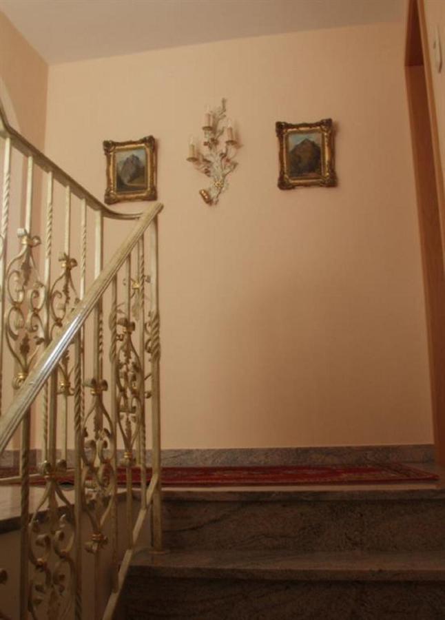 Gaestehaus Loedermann Garmisch-Partenkirchen Ngoại thất bức ảnh